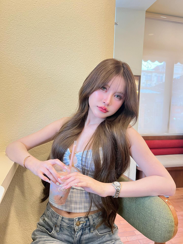 แพรพลอย โดนใจ